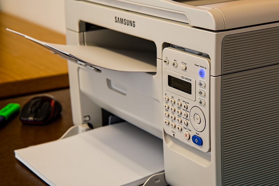 Przeznaczenie drukarek – gdzie wykorzystuje się drukarki oraz który gatunek zakupić?